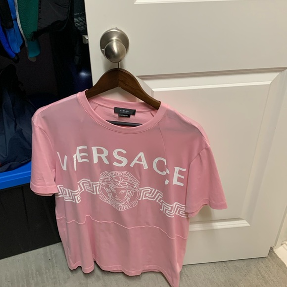 Versace Other - 📡 Gently Used in Great Condition Men’s Versace T shirt